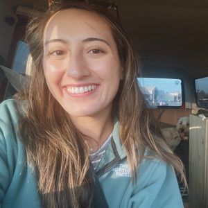 Meet your Posher, Emily